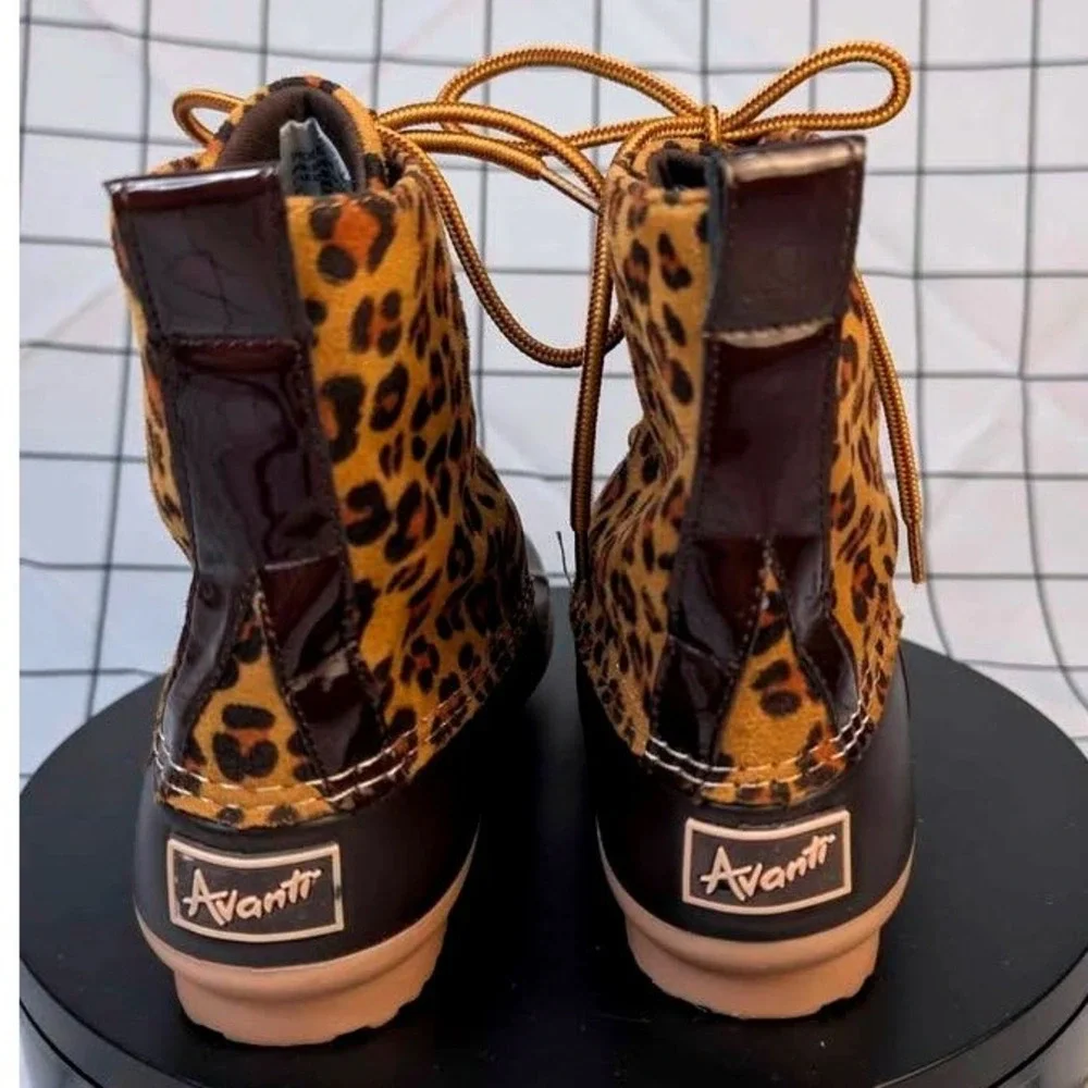 Avanti Duck Boots ~ Kids Size 5 ~ Brown Leopard Print Zelda-Leo Waterproof Shell